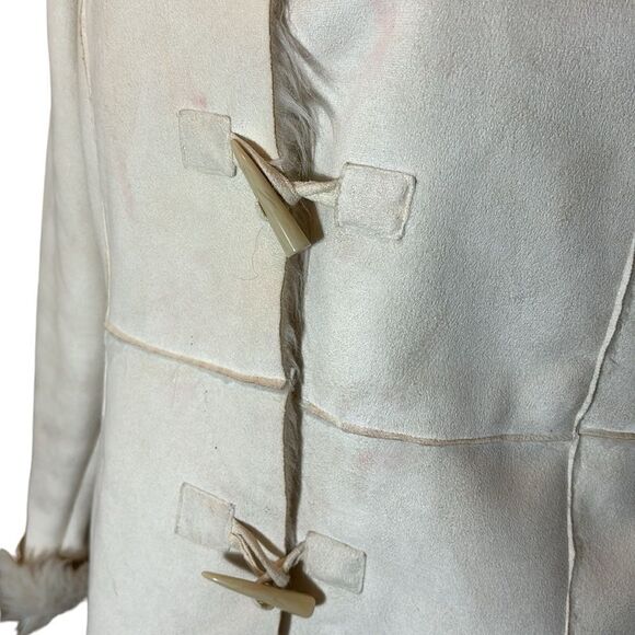 Twenty twenty women’s white faux fur Duffle coat large fuzzy Eskimo - Picture 2 of 8